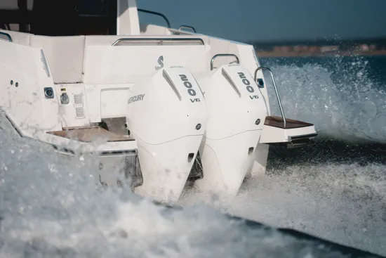 BENETEAU ANTARES OUTBOARD 9 V2 