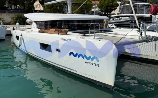 LAGOON 42 
