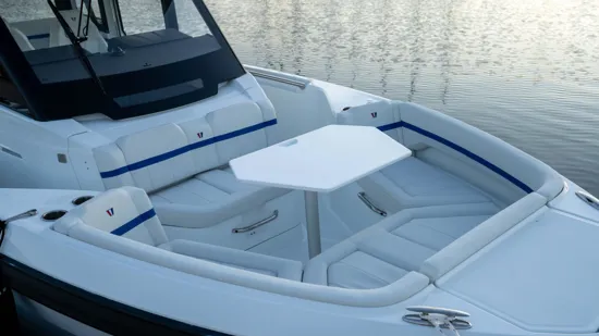 WELLCRAFT EXPLORER 28 