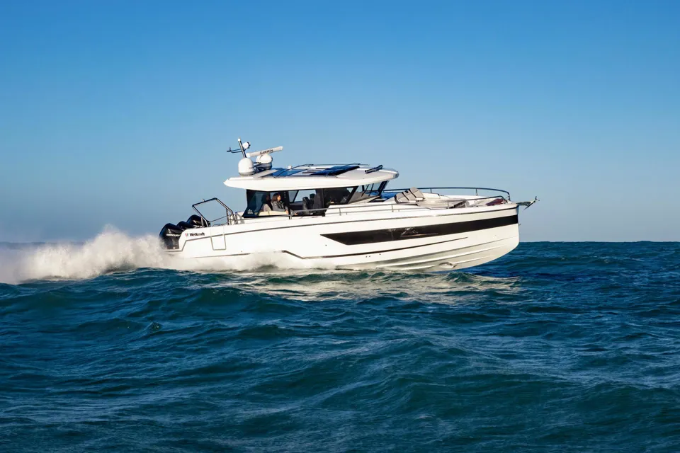WELLCRAFT EXPLORER 38 