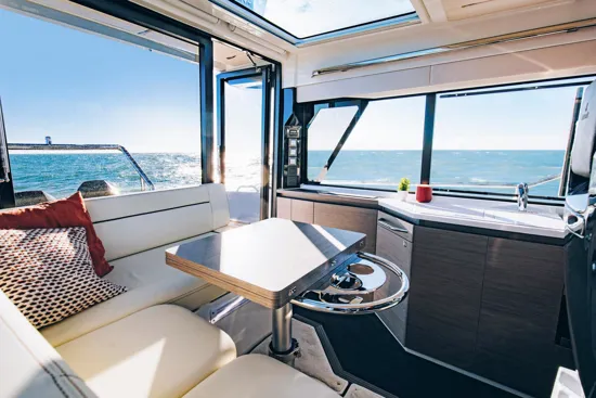 WELLCRAFT EXPLORER 38 