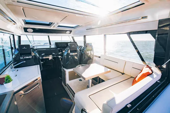 WELLCRAFT EXPLORER 38 