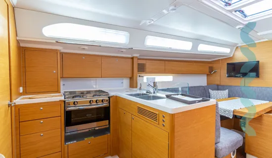 x-yachts-x-43-xara-galley