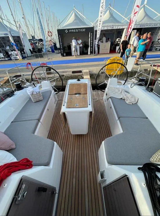 Beneteau Oceanis  40.1  - MILA