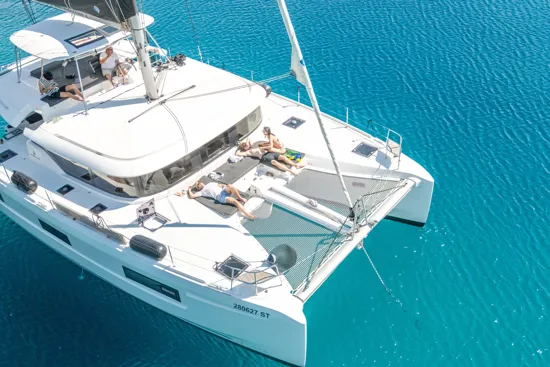 Lagoon 46  - SKYFALL