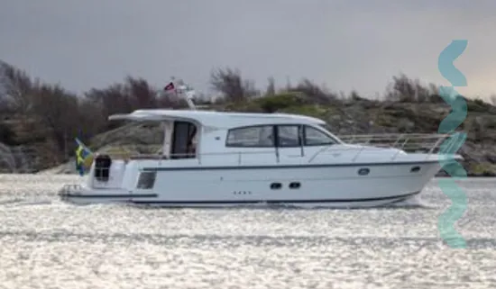 nimbus-405-coupe-starboard-sea