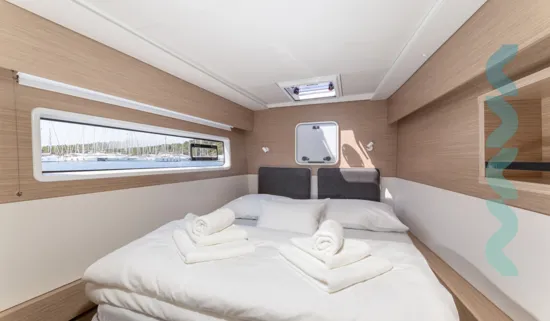 Lagoon 43  - WANDERER