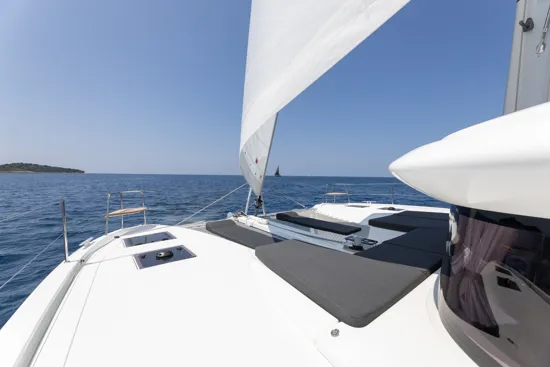 Lagoon 43  - WANDERER - NEW!