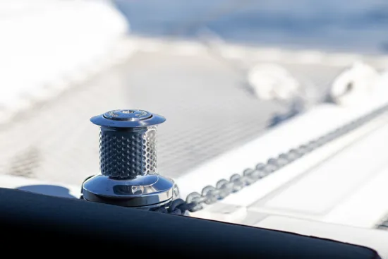 Lagoon 42 Millenium windlass