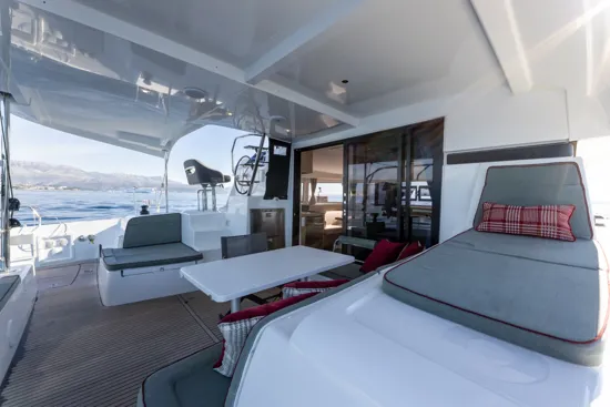 Lagoon 42 Millenium cockpit, lounges and table