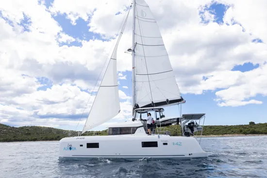 Elegant Lagoon 42 Lady Aurora cruising under the wind on a sunny day