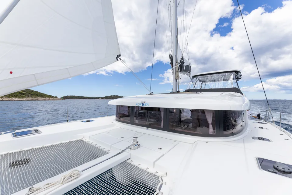 Lagoon 42 - LADY AURORA - NEW!