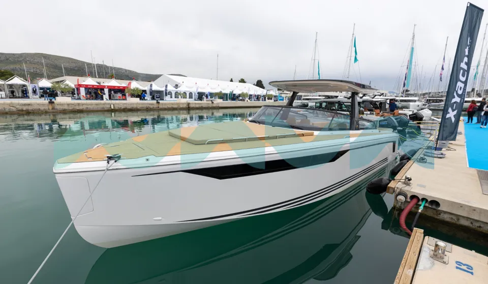 X-YACHTS X Power 33C - XPOWER 33