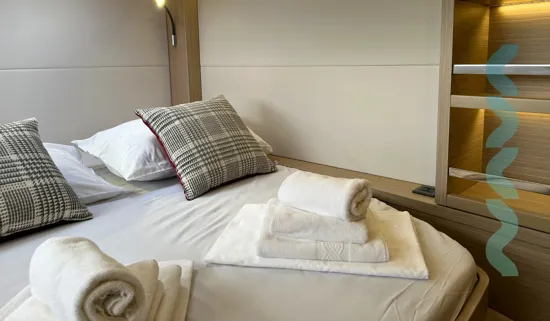 lagoon-51-ocean-pearl-cabin-space