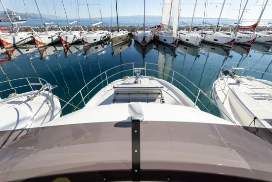 Swift Trawler 41 Fly view from fly towards  the bow sunlounges