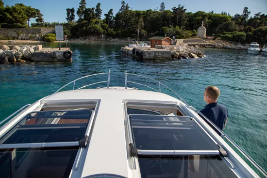 NIMBUS Nimbus 305 Coupe - NAVA - NEW!