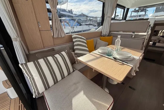 Swift Trawler 37 Fly dining table in salon