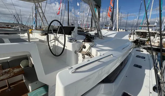 Lagoon 47 - NAVA